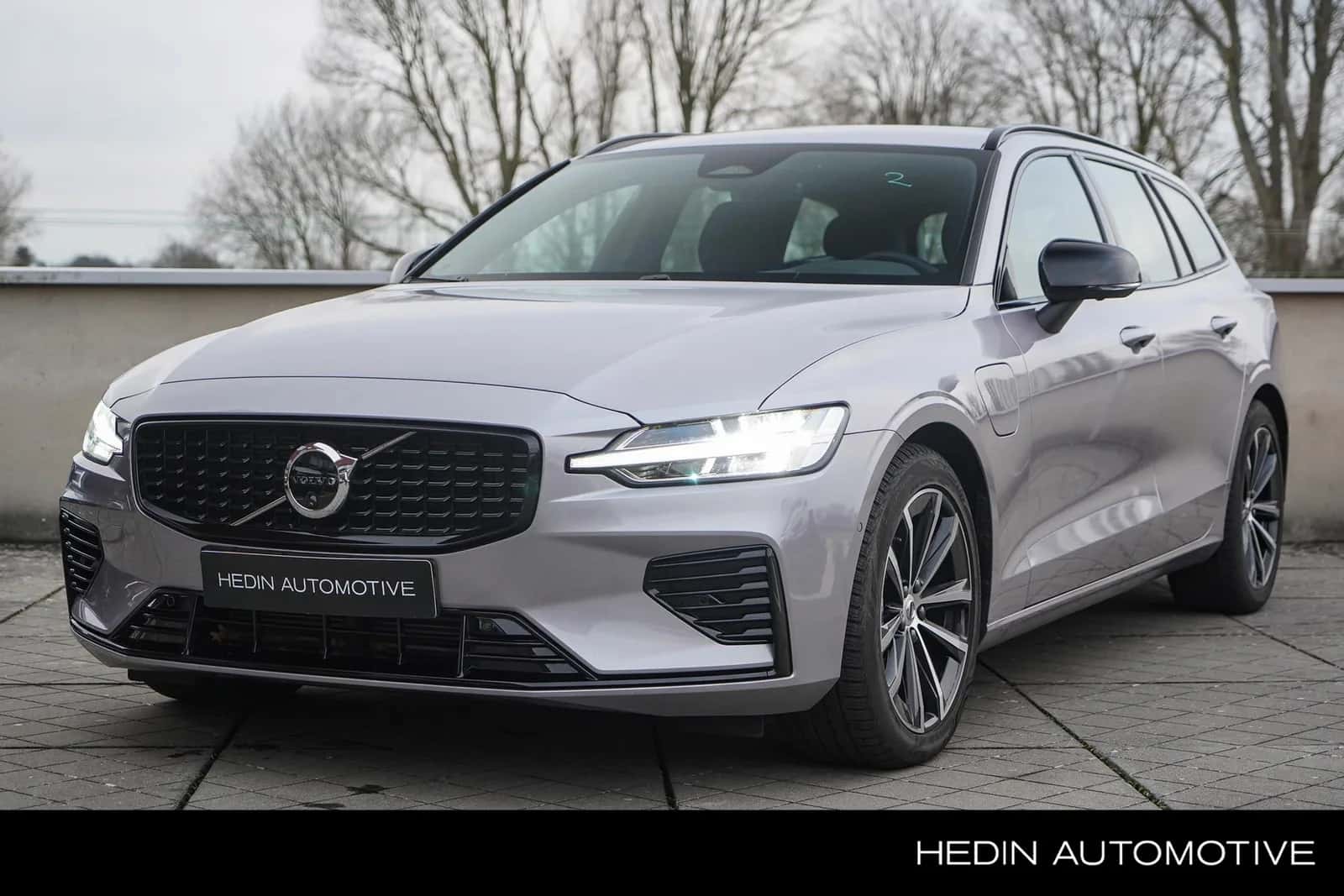 Volvo V60 (2025) — foto 1