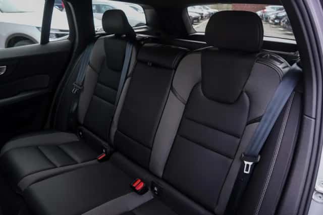 Volvo V60 (2025) thumbnail 14