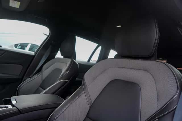 Volvo V60 (2025) thumbnail 17