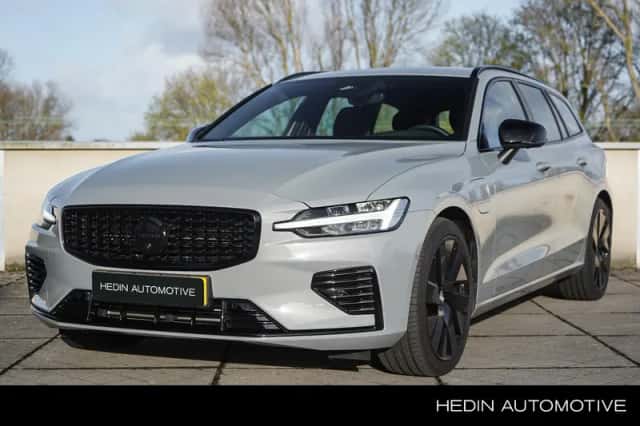 Volvo V60 (2025) thumbnail 1