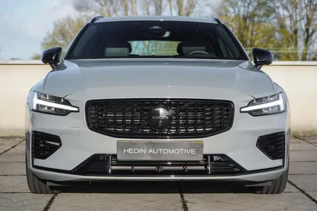 Volvo V60 (2025) thumbnail 2
