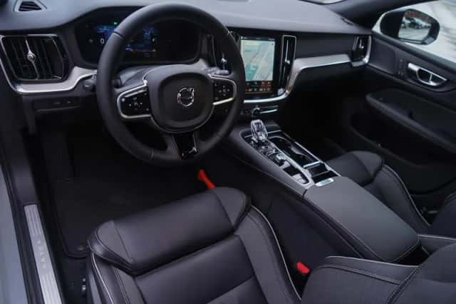 Volvo V60 (2025) thumbnail 12