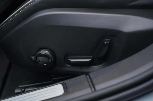 Volvo V60 (2025) thumbnail 16
