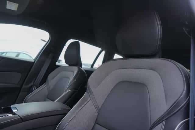 Volvo V60 (2025) thumbnail 17