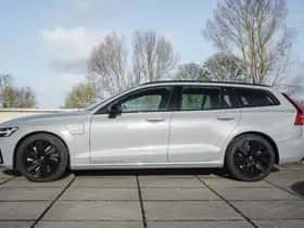 Volvo V60 (2025) thumbnail 3