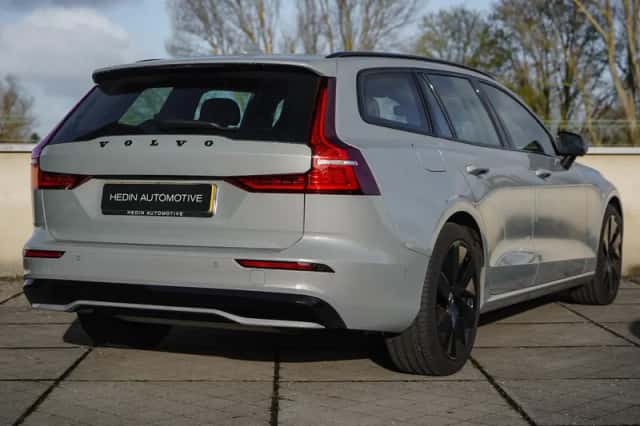 Volvo V60 (2025) thumbnail 6