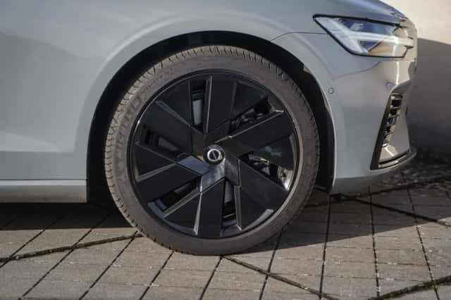 Volvo V60 (2025) thumbnail 7