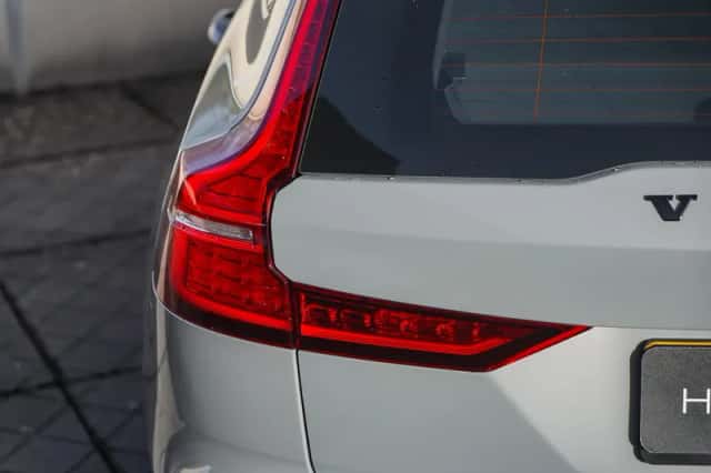 Volvo V60 (2025) thumbnail 8
