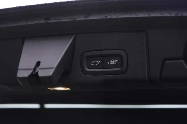 Volvo XC60 (2025) thumbnail 11