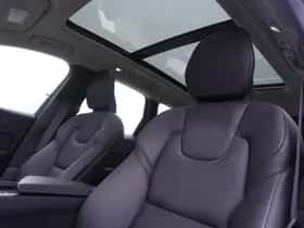 Volvo XC60 (2025) thumbnail 17