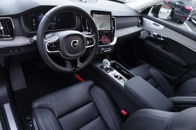 Volvo XC90 (2025) thumbnail 12