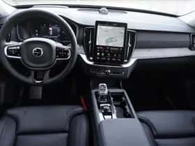 Volvo XC90 (2025) thumbnail 13