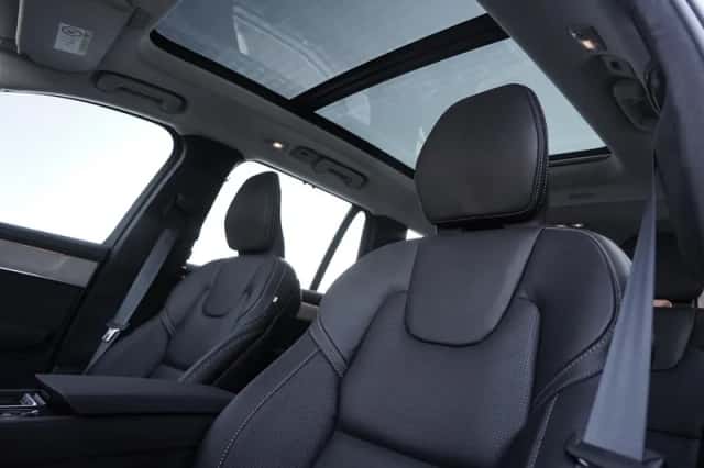 Volvo XC90 (2025) thumbnail 17