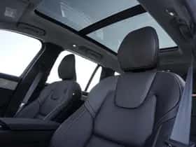 Volvo XC90 (2025) thumbnail 17