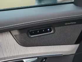 Volvo XC90 (2025) thumbnail 15