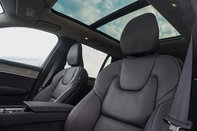 Volvo XC90 (2025) thumbnail 17