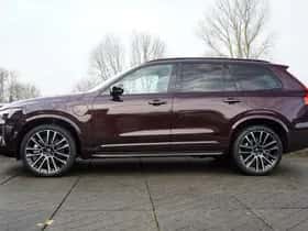Volvo XC90 (2025) thumbnail 3