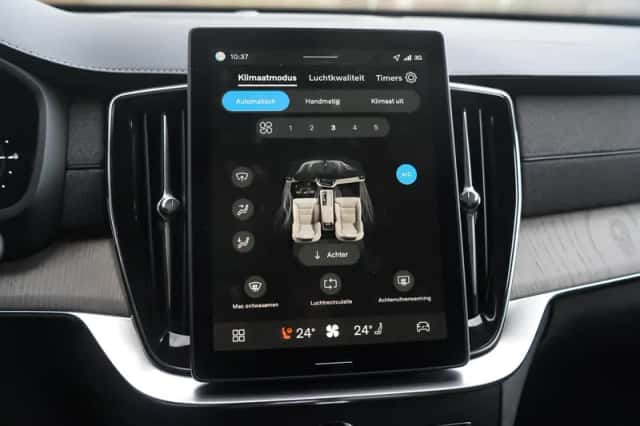 Volvo XC90 (2025) thumbnail 23