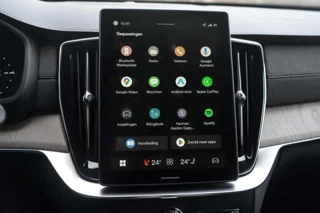 Volvo XC90 (2025) thumbnail 24
