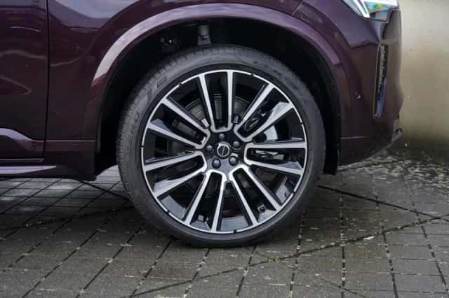 Volvo XC90 (2025) thumbnail 7