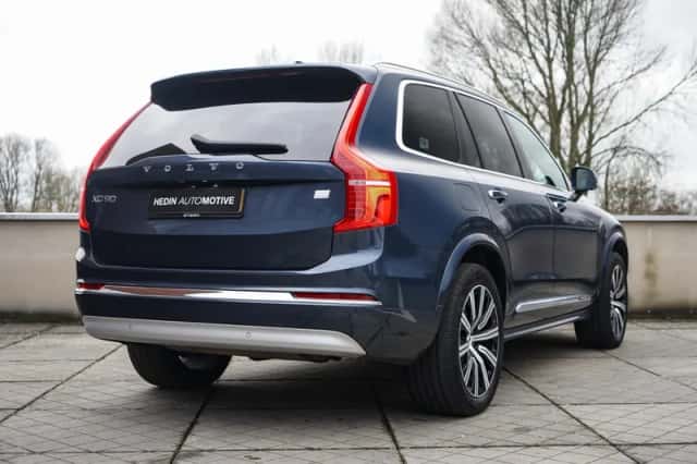 Volvo XC90 (2021) thumbnail 2