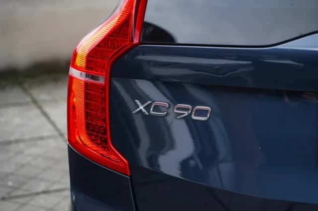 Volvo XC90 (2021) thumbnail 5