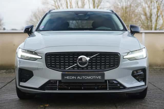 Volvo V60 (2025) thumbnail 2