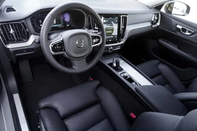 Volvo V60 (2025) thumbnail 12