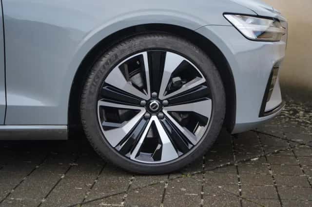 Volvo V60 (2025) thumbnail 7