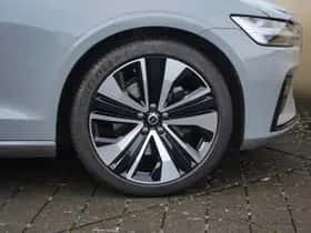 Volvo V60 (2025) thumbnail 7