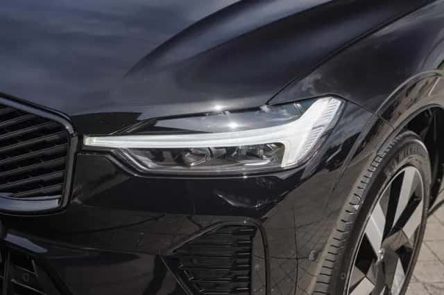 Volvo XC60 (2025) thumbnail 4