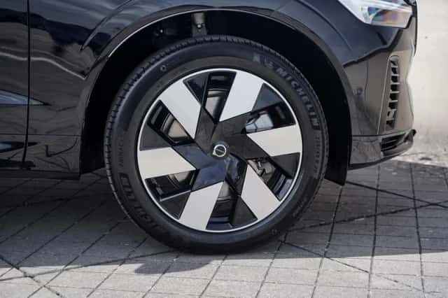 Volvo XC60 (2025) thumbnail 7
