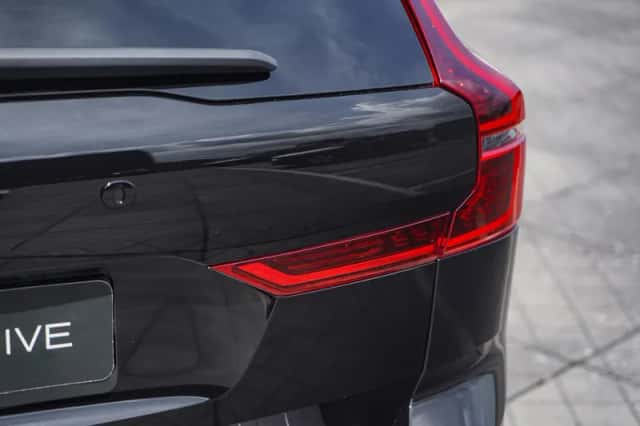 Volvo XC60 (2025) thumbnail 9