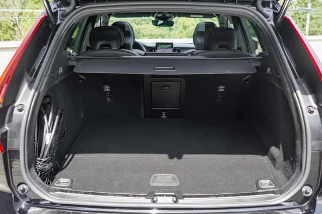 Volvo XC60 (2025) thumbnail 10