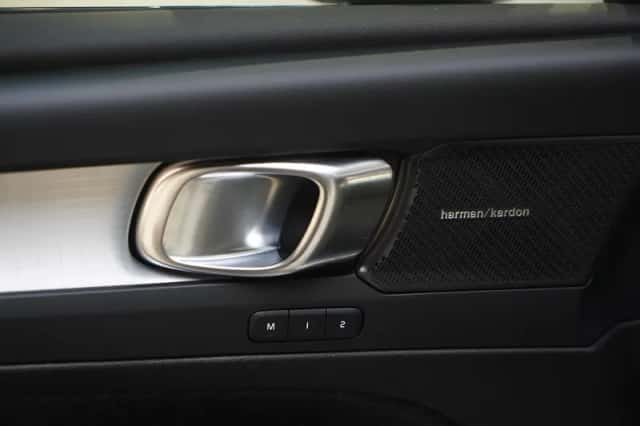 Volvo XC40 (2025) thumbnail 15