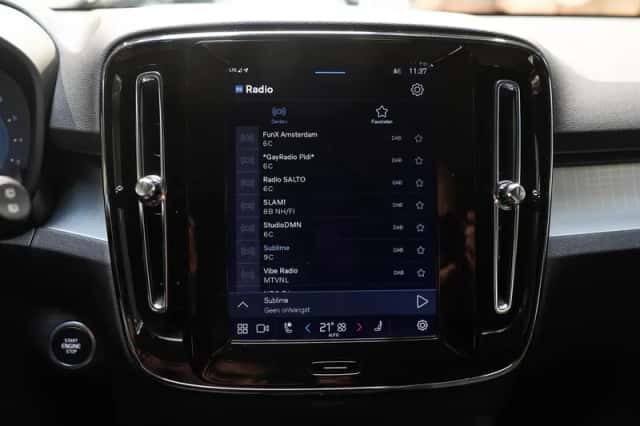 Volvo XC40 (2025) thumbnail 25