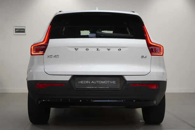 Volvo XC40 (2025) thumbnail 5