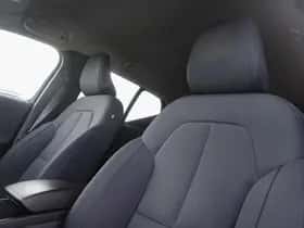 Volvo XC40 (2021) thumbnail 15