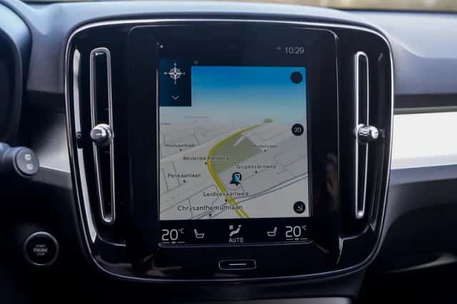 Volvo XC40 (2021) thumbnail 20