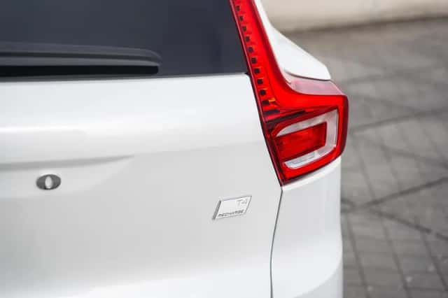 Volvo XC40 (2021) thumbnail 9