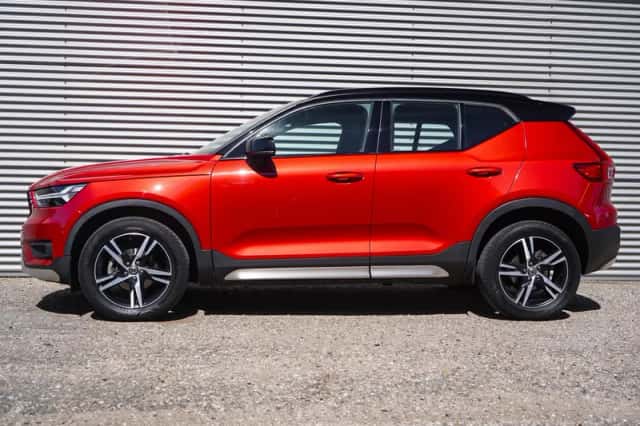 Volvo XC40 (2021) thumbnail 3