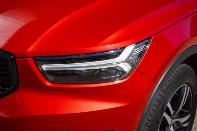 Volvo XC40 (2021) thumbnail 4