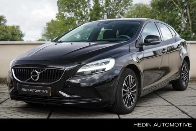 Volvo V40 (2018) thumbnail 1