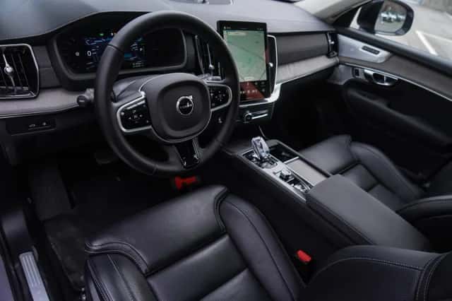 Volvo XC90 (2025) thumbnail 12
