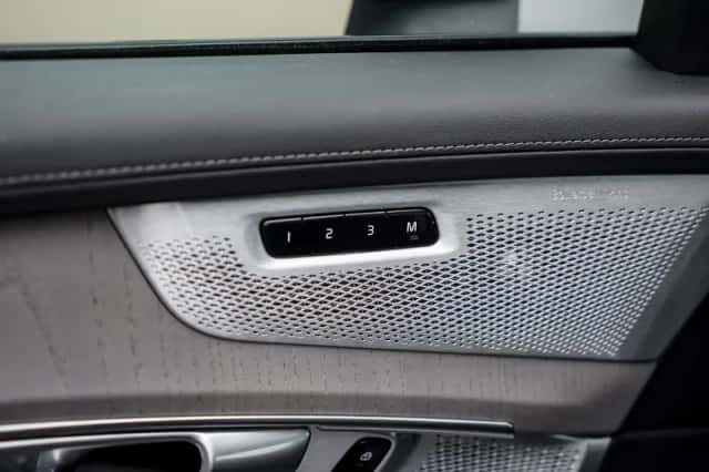 Volvo XC90 (2025) thumbnail 15