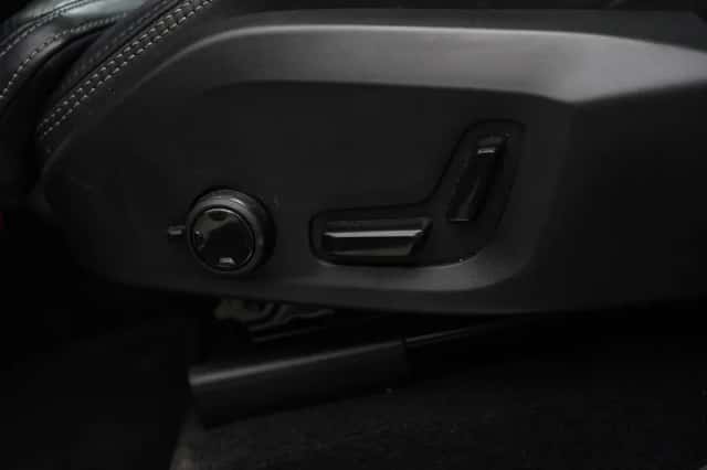 Volvo XC90 (2025) thumbnail 16