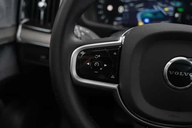 Volvo XC90 (2025) thumbnail 19