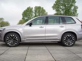 Volvo XC90 (2025) thumbnail 3
