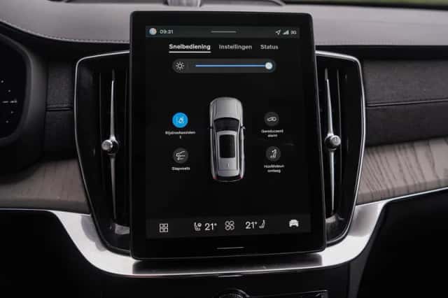 Volvo XC90 (2025) thumbnail 22