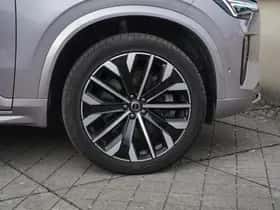 Volvo XC90 (2025) thumbnail 7